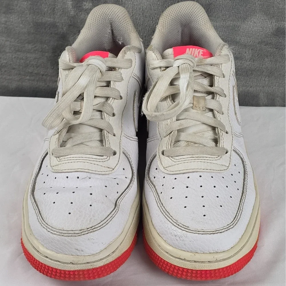 Nike Air Force 1 AO2298-101 Size 5.5Y White Hot Pink Soles 2018